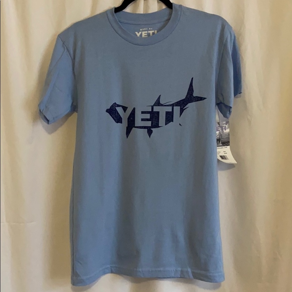 Yeti graphic Tee